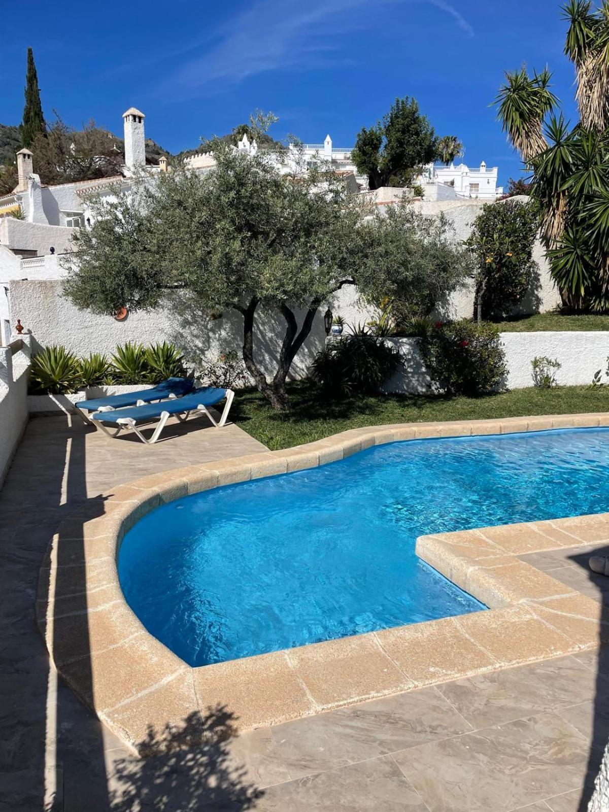 Villa Naricha 1 Menyber Nerja Esterno foto